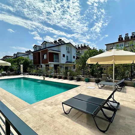 Lilyum Apartment